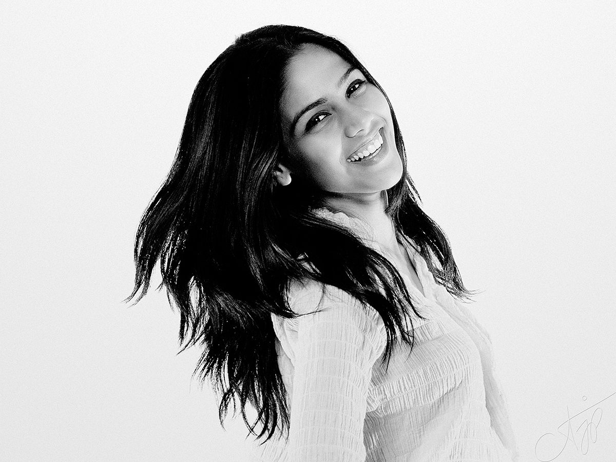 fine art-black-white-portrait-photography-aditya-j-pradeep-fame-hues-ajp-00005