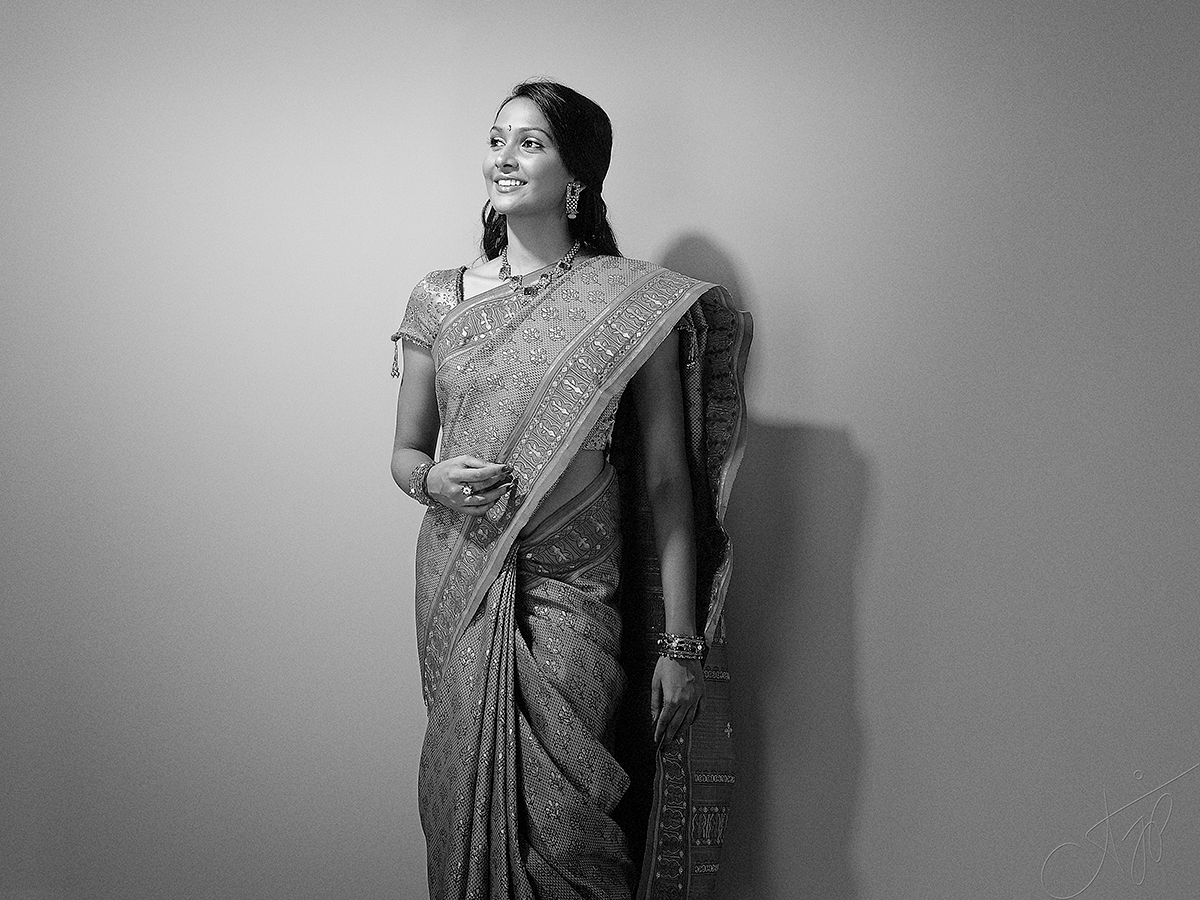 fine art-black-white-portrait-photography-aditya-j-pradeep-fame-hues-ajp-00010